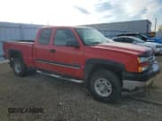 ✅ 2005 Chevrolet Silverado 2500HD LS • VIN: 1GCHK29U75E314382 • Lot: 90525575. Wystawiony na Copart z przebiegiem 97 526 mil. Bezpłatny archiwum sprzedaży aukcyjnych z USA i szczegółowy raport historii pojazdu na DreamBid. Zdjęcie 4.