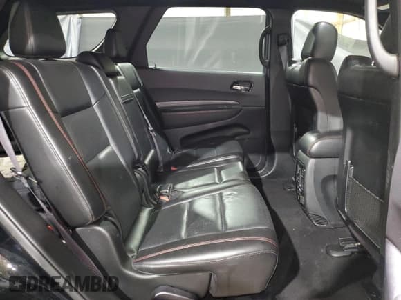 ✅ 2024 Dodge Durango GT Plus • VIN: 1C4RDJDG6RC126433 • Lot: 92729585. Wystawiony na Copart z przebiegiem 44 958 mil. Bezpłatny archiwum sprzedaży aukcyjnych z USA i szczegółowy raport historii pojazdu na DreamBid. Zdjęcie 11.