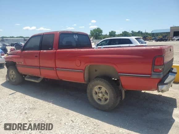 1997 Dodge 1500 с VIN 3B7HF13Z9VG705335, выставлен на аукционе Copart как лот 61914204 с пробегом 320 972 миль миль и Списание • Salvage title. История ставок и продаж доступна на DreamBid. Изображение 2.