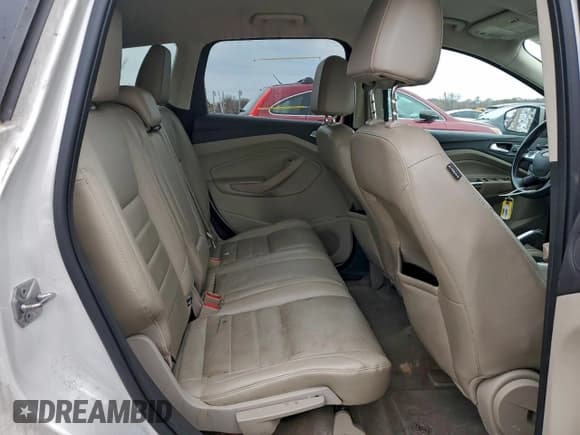 ✅ 2013 Ford Escape SEL • VIN: 1FMCU9HX2DUA85604 • Лот: 93862965. Опубликован ранее на Copart с пробегом 176 223 миль. Бесплатный доступ к архиву аукционных продаж из США и подробный отчёт об истории автомобиля на DreamBid. Изображение 11.