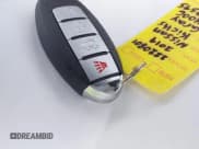 ✅ 2019 Nissan Kicks SR • VIN: 3N1CP5CUXKL534006 • Лот: 43032059. Опубликован ранее на IAAI с пробегом 109 595 миль. Бесплатный доступ к архиву аукционных продаж из США и подробный отчёт об истории автомобиля на DreamBid. Изображение 11.