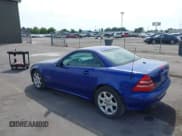 ✅ 2001 Mercedes-Benz SLK 230 Kompressor • VIN: WDBKK49F21F206581 • Lot: 43044431. Listed on IAAI with 184,876 mi. Free auction sales archive from the USA and detailed vehicle history report at DreamBid. Image 3.