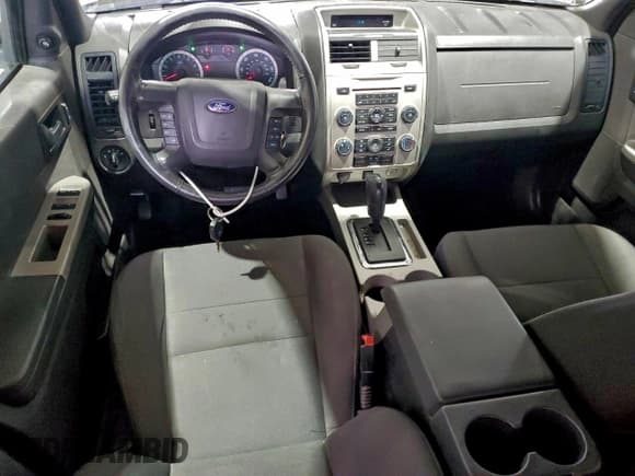 ✅ 2011 Ford Escape XLT • VIN: 1FMCU9DG0BKA91738 • Lot: 94515435. Listed on Copart with 113,109 mi. Free auction sales archive from the USA and detailed vehicle history report at DreamBid. Image 8.