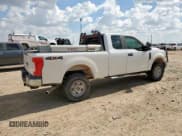 ✅ 2018 Ford F-250 XL • VIN: 1FT7X2B64JEB40015 • Lot: 81138555. Listed on Copart with Not provided. Free auction sales archive from the USA and detailed vehicle history report at DreamBid. Image 3.