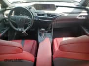 ✅ 2021 Lexus UX 250h F Sport • VIN: JTHR9JBH5M2048706 • Lot: 64455765. Wystawiony na Copart z przebiegiem 48 234 mil. Bezpłatny archiwum sprzedaży aukcyjnych z USA i szczegółowy raport historii pojazdu na DreamBid. Zdjęcie 8.