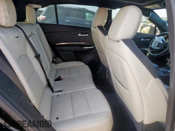 ✅ 2023 Cadillac XT4 FWD Sport • VIN: 1GYFZER41PF113220 • Лот: 71014685. Опубликован ранее на Copart с пробегом 40 662 миль. Бесплатный доступ к архиву аукционных продаж из США и подробный отчёт об истории автомобиля на DreamBid. Изображение 12.