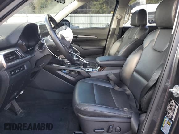 ✅ 2022 Kia Telluride S • VIN: 5XYP64HC5NG221050 • Lot: 92531605. Listed on Copart with 67,847 mi. Free auction sales archive from the USA and detailed vehicle history report at DreamBid. Image 7.