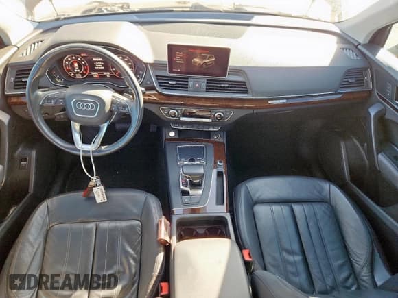 ✅ 2018 Audi Q5 Premium • VIN: WA1ANAFY8J2014169 • Lot: 91771785. Listed on Copart with 78,347 mi. Free auction sales archive from the USA and detailed vehicle history report at DreamBid. Image 8.