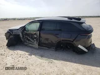 ✅ 2024 Jeep Wagoneer S Launch Edition • VIN: 3C4RJNAK1RT178842 • Lot: 50590285. Wystawiony na Copart z przebiegiem Nie podano. Bezpłatny archiwum sprzedaży aukcyjnych z USA i szczegółowy raport historii pojazdu na DreamBid. Zdjęcie 2.