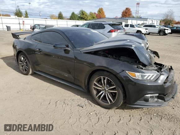 ✅ 2017 Ford Mustang EcoBoost Premium • VIN: 1FA6P8TH3H5295931 • Lot: 90392885. Wystawiony na Copart z przebiegiem 92 211 mil. Bezpłatny archiwum sprzedaży aukcyjnych z USA i szczegółowy raport historii pojazdu na DreamBid. Zdjęcie 4.