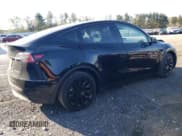 ✅ 2024 Tesla Model Y Long Range • VIN: 7SAYGDEE5RF150570 • Лот: 52686685. Опубликован ранее на Copart с пробегом 4 015 миль. Бесплатный доступ к архиву аукционных продаж из США и подробный отчёт об истории автомобиля на DreamBid. Изображение 3.