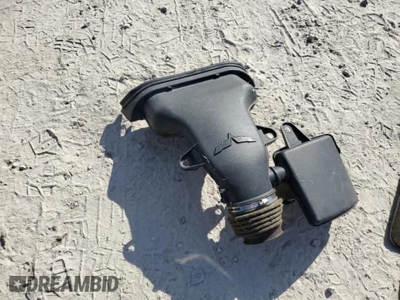 ✅ 2009 Chevrolet Corvette 3LT • VIN: 1G1YY26W995105602 • Lot: 91863725. Wystawiony na Copart z przebiegiem 134 901 mil. Bezpłatny archiwum sprzedaży aukcyjnych z USA i szczegółowy raport historii pojazdu na DreamBid. Zdjęcie 12.