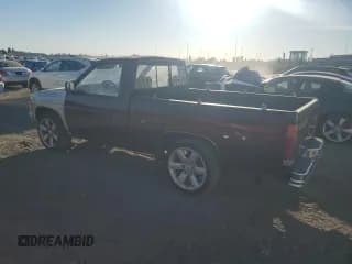 ✅ 1989 Nissan Hardbody • VIN: 1N6ND11S7KC371977 • Lot: 77245404. Wystawiony na Copart z przebiegiem 202 526 mil. Bezpłatny archiwum sprzedaży aukcyjnych z USA i szczegółowy raport historii pojazdu na DreamBid. Zdjęcie 2.