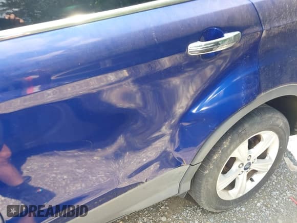 ✅ 2013 Ford Escape SE • VIN: 1FMCU0GX3DUB71422 • Lot: 42283894. Listed on IAAI with 99,536 mi. Free auction sales archive from the USA and detailed vehicle history report at DreamBid. Image 6.