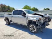 ✅ 2023 Chevrolet Silverado 2500HD Custom • VIN: 2GC4YMEY5P1717251 • Лот: 81000945. Опубликован ранее на Copart с пробегом 80 711 миль. Бесплатный доступ к архиву аукционных продаж из США и подробный отчёт об истории автомобиля на DreamBid. Изображение 4.