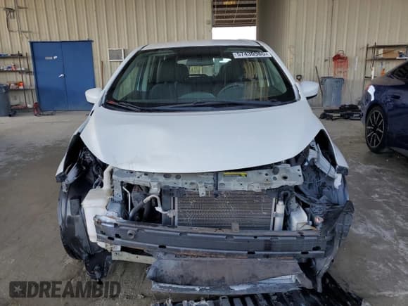 ✅ 2016 Nissan Note SV • VIN: 3N1CE2CP5GL388085 • Lot: 57430985. Wystawiony na Copart z przebiegiem 76 417 mil. Bezpłatny archiwum sprzedaży aukcyjnych z USA i szczegółowy raport historii pojazdu na DreamBid. Zdjęcie 5.