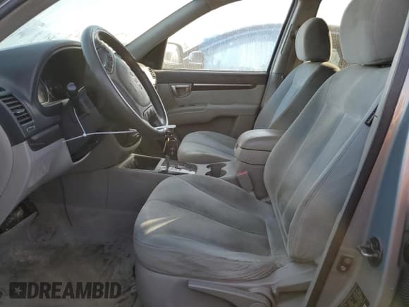 ✅ 2008 Hyundai Santa Fe GLS • VIN: 5NMSG13D18H129630 • Lot: 83250434. Listed on Copart with 216,269 mi. Free auction sales archive from the USA and detailed vehicle history report at DreamBid. Image 7.