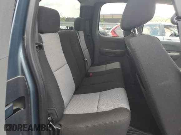 ✅ 2009 Chevrolet Silverado 1500 Work Truck • VIN: 1GCEC19X09Z100286 • Lot: 64410755. Wystawiony na Copart z przebiegiem 125 081 mil. Bezpłatny archiwum sprzedaży aukcyjnych z USA i szczegółowy raport historii pojazdu na DreamBid. Zdjęcie 10.