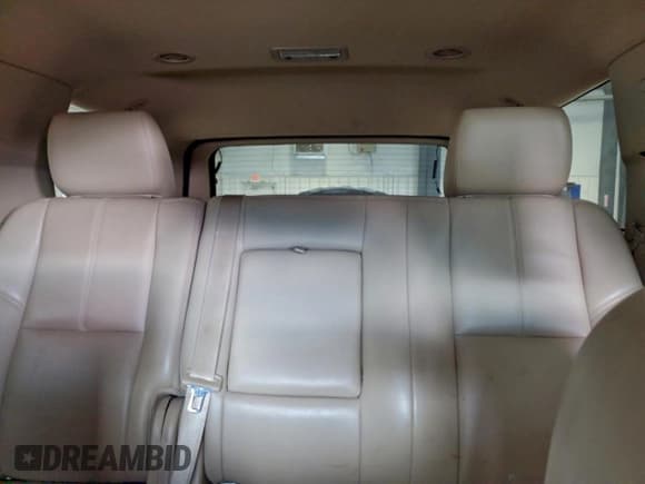 ✅ 2013 Chevrolet Tahoe LT • VIN: 1GNSCBE07DR286717 • Lot: 95135295. Listed on Copart with 298,640 mi. Free auction sales archive from the USA and detailed vehicle history report at DreamBid. Image 10.