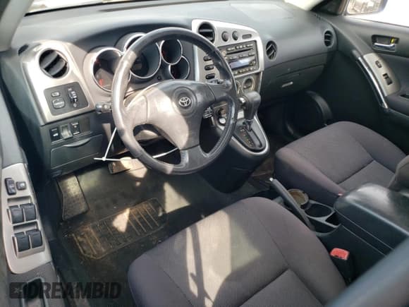 ✅ 2004 Toyota Matrix Std • VIN: 2T1LR38E04C275464 • Lot: 66707215. Wystawiony na Copart z przebiegiem 201 283 mil. Bezpłatny archiwum sprzedaży aukcyjnych z USA i szczegółowy raport historii pojazdu na DreamBid. Zdjęcie 8.