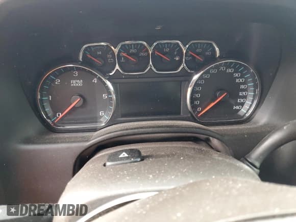 ✅ 2016 Chevrolet Suburban LT • VIN: 1GNSKHKCXGR420435 • Lot: 83191524. Wystawiony na Copart z przebiegiem Nie podano. Bezpłatny archiwum sprzedaży aukcyjnych z USA i szczegółowy raport historii pojazdu na DreamBid. Zdjęcie 9.