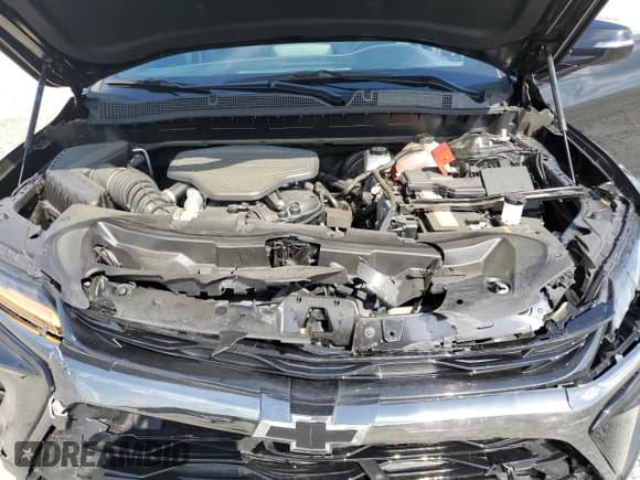 ✅ 2024 Chevrolet Blazer RS • VIN: 3GNKBERS8RS274810 • Lot: 60256315. Listed on Copart with 10,741 mi. Free auction sales archive from the USA and detailed vehicle history report at DreamBid. Image 12.