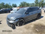 ✅ 2024 Volkswagen Tiguan SE R-Line Black • VIN: 3VVCB7AX7RM229539 • Lot: 68516765. Wystawiony na Copart z przebiegiem 3 242 mil. Bezpłatny archiwum sprzedaży aukcyjnych z USA i szczegółowy raport historii pojazdu na DreamBid. Zdjęcie 1.