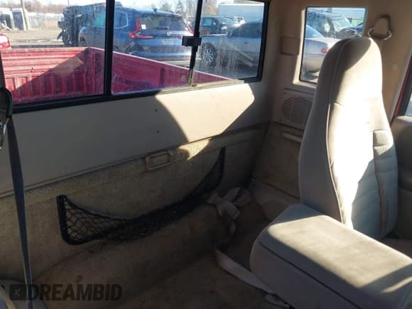 ✅ 1993 Ford Ranger XLT • VIN: 1FTCR14X5PTA49929 • Лот: 43784297. Опубликован ранее на IAAI с пробегом 58 369 миль. Бесплатный доступ к архиву аукционных продаж из США и подробный отчёт об истории автомобиля на DreamBid. Изображение 8.