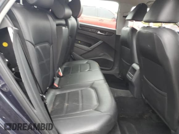 ✅ 2014 Volkswagen Passat S • VIN: 1VWAT7A38EC063718 • Lot: 86161495. Listed on Copart with 136,433 mi. Free auction sales archive from the USA and detailed vehicle history report at DreamBid. Image 10.