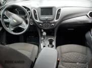 ✅ 2020 Chevrolet Equinox LT • VIN: 2GNAXJEV9L6122756 • Лот: 82844004. Опубликован ранее на Copart с пробегом 76 634 миль. Бесплатный доступ к архиву аукционных продаж из США и подробный отчёт об истории автомобиля на DreamBid. Изображение 8.