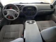 ✅ 2002 Toyota Tundra SR5 • VIN: 5TBBT44152S228997 • Лот: 90256145. Опубликован ранее на Copart с пробегом 126 167 миль. Бесплатный доступ к архиву аукционных продаж из США и подробный отчёт об истории автомобиля на DreamBid. Изображение 8.