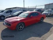 ✅ 2012 Dodge Challenger SXT • VIN: 2C3CDYAG9CH291291 • Lot: 41787999. Wystawiony na IAAI z przebiegiem 139 441 mil. Bezpłatny archiwum sprzedaży aukcyjnych z USA i szczegółowy raport historii pojazdu na DreamBid. Zdjęcie 2.