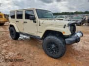 ✅ 2012 Jeep Wrangler Unlimited Sahara • VIN: 1C4BJWEG4CL100250 • Лот: 85684385. Опубликован ранее на Copart с пробегом 142 290 миль. Бесплатный доступ к архиву аукционных продаж из США и подробный отчёт об истории автомобиля на DreamBid. Изображение 4.