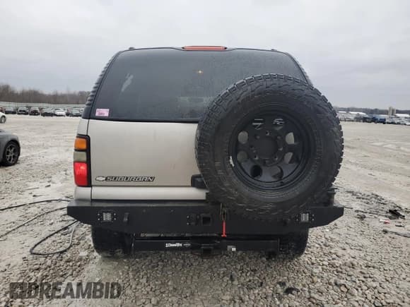 ✅ 2004 Chevrolet Suburban LS • VIN: 3GNGK26U94G178013 • Лот: 84435434. Опубликован ранее на Copart с пробегом 244 260 миль. Бесплатный доступ к архиву аукционных продаж из США и подробный отчёт об истории автомобиля на DreamBid. Изображение 6.