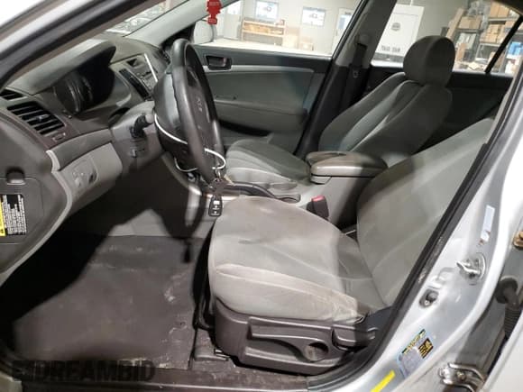 ✅ 2010 Hyundai Sonata GLS • VIN: 5NPET4AC8AH603103 • Лот: 44224485. Опубликован ранее на Copart с пробегом 147 838 миль. Бесплатный доступ к архиву аукционных продаж из США и подробный отчёт об истории автомобиля на DreamBid. Изображение 7.