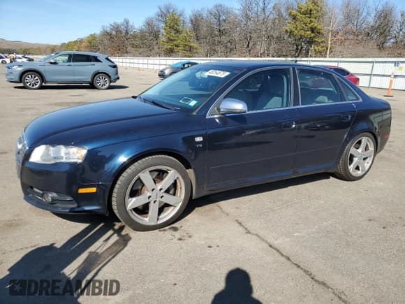 ✅ 2008 Audi S4 • VIN: WAUGL78E98A045746 • Lot: 48264675. Listed on Copart with 89,637 mi. Free auction sales archive from the USA and detailed vehicle history report at DreamBid. Image 1.
