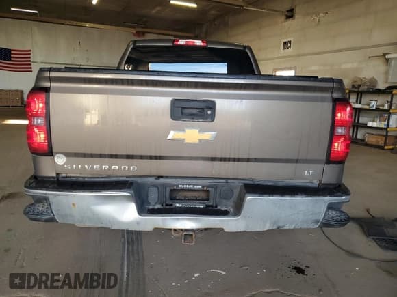 ✅ 2014 Chevrolet Silverado 1500 LT • VIN: 3GCUKREC0EG290682 • Lot: 81919005. Wystawiony na Copart z przebiegiem 197 850 mil. Bezpłatny archiwum sprzedaży aukcyjnych z USA i szczegółowy raport historii pojazdu na DreamBid. Zdjęcie 6.