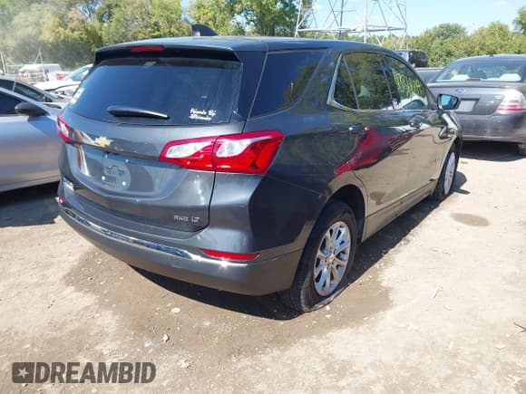 ✅ 2020 Chevrolet Equinox LT • VIN: 2GNAXUEVXL6236587 • Лот: 43318219. Опубликован ранее на IAAI с пробегом 93 202 миль. Бесплатный доступ к архиву аукционных продаж из США и подробный отчёт об истории автомобиля на DreamBid. Изображение 4.