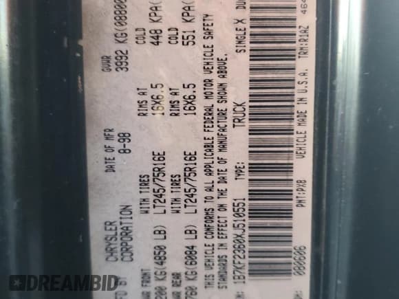 ✅ 1999 Dodge 2500 • VIN: 1B7KF2360XJ510551 • Лот: 90290105. Опубликован ранее на Copart с пробегом 180 904 миль. Бесплатный доступ к архиву аукционных продаж из США и подробный отчёт об истории автомобиля на DreamBid. Изображение 12.