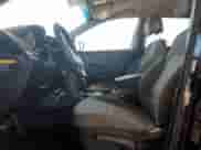 2016 Hyundai Santa Fe z VIN 5XYZTDLB3GG326740, wystawiony jako Copart lot #71950555 z przebiegiem 131 779 mil mil oraz Szkoda całkowita • Salvage title. Historia ofert i sprzedaży dostępna na DreamBid. Obrazek 7.