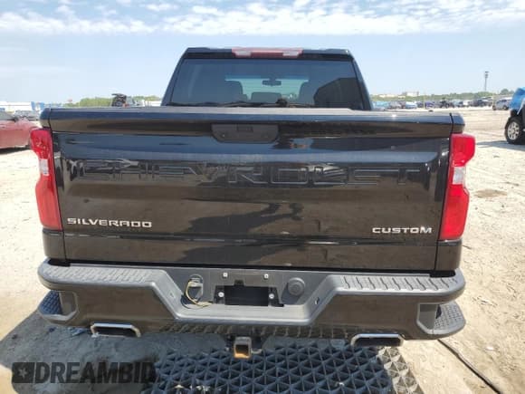 ✅ 2020 Chevrolet Silverado 1500 Custom • VIN: 3GCPWBEF5LG107096 • Lot: 52941095. Listed on Copart with 61,415 mi. Free auction sales archive from the USA and detailed vehicle history report at DreamBid. Image 6.