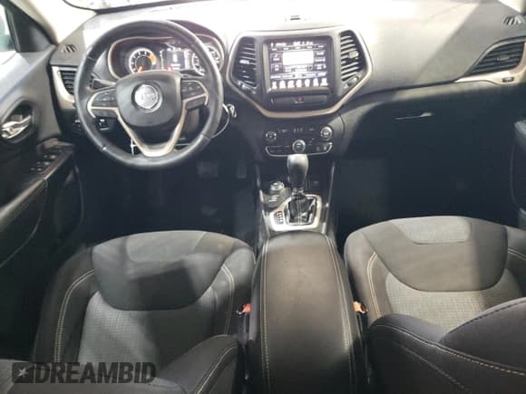 ✅ 2016 Jeep Cherokee Latitude • VIN: 1C4PJMCS4GW122920 • Лот: 90432725. Опубликован ранее на Copart с пробегом 125 335 миль. Бесплатный доступ к архиву аукционных продаж из США и подробный отчёт об истории автомобиля на DreamBid. Изображение 8.