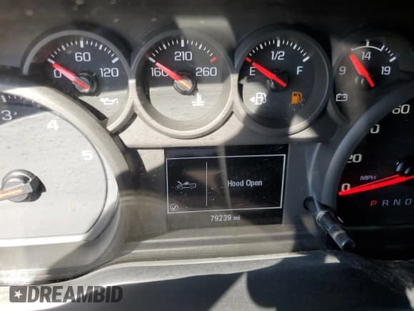 ✅ 2022 GMC Sierra 1500 • VIN: 1GT48LEY2NF313582 • Lot: 70024894. Wystawiony na Copart z przebiegiem 79 239 mil. Bezpłatny archiwum sprzedaży aukcyjnych z USA i szczegółowy raport historii pojazdu na DreamBid. Zdjęcie 9.