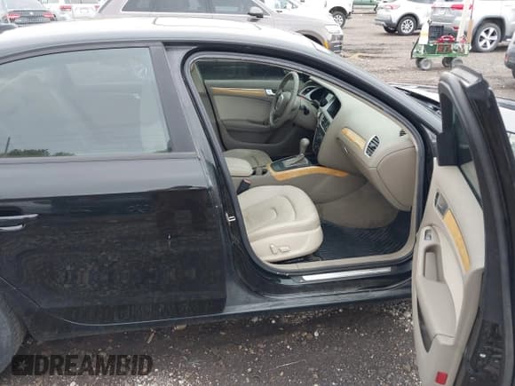 ✅ 2009 Audi A4 Premium • VIN: WAULF78K99N067834 • Lot: 43420776. Listed on IAAI with 118,617 mi. Free auction sales archive from the USA and detailed vehicle history report at DreamBid. Image 5.