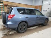 ✅ 2008 Toyota RAV4 • VIN: JTMBK33V786046266 • Lot: 91878635. Wystawiony na Copart z przebiegiem 219 979 mil. Bezpłatny archiwum sprzedaży aukcyjnych z USA i szczegółowy raport historii pojazdu na DreamBid. Zdjęcie 3.