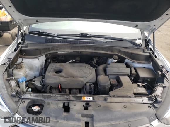 ✅ 2018 Hyundai Santa Fe 2.4L • VIN: 5XYZTDLB2JG507075 • Лот: 57235572. Опубликован ранее на Copart с пробегом 90 824 миль. Бесплатный доступ к архиву аукционных продаж из США и подробный отчёт об истории автомобиля на DreamBid. Изображение 7.