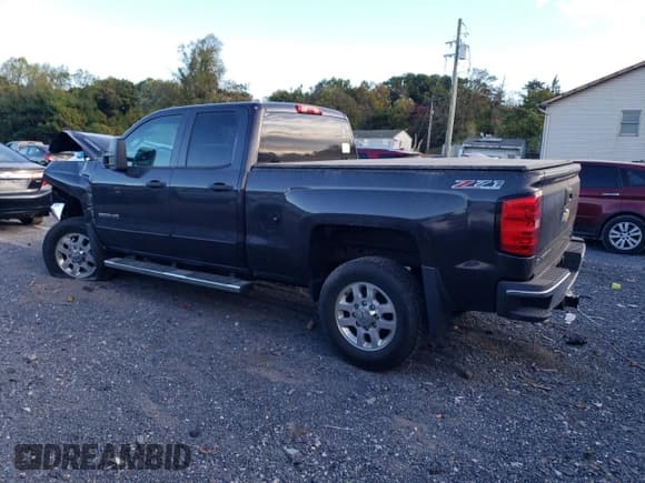 ✅ 2015 Chevrolet Silverado 2500HD LT • VIN: 1GC2KVE8XFZ140298 • Лот: 75211854. Опубликован ранее на Copart с пробегом 91 520 миль. Бесплатный доступ к архиву аукционных продаж из США и подробный отчёт об истории автомобиля на DreamBid. Изображение 2.