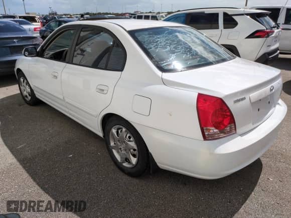 2005 Hyundai Elantra GLS с VIN KMHDN46D95U125448, выставлен на аукционе Copart как лот 75404274 с пробегом Не указан миль и Списание • Salvage title. История ставок и продаж доступна на DreamBid. Изображение 2.