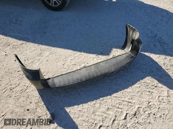 ✅ 2012 Toyota RAV4 • VIN: 2T3BK4DV1CW087097 • Lot: 90331475. Wystawiony na Copart z przebiegiem 175 394 mil. Bezpłatny archiwum sprzedaży aukcyjnych z USA i szczegółowy raport historii pojazdu na DreamBid. Zdjęcie 13.