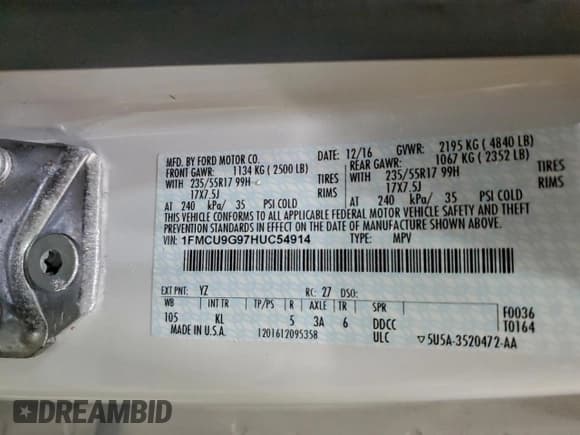 ✅ 2017 Ford Escape SE • VIN: 1FMCU9G97HUC54914 • Lot: 94318255. Listed on Copart with 87,977 mi. Free auction sales archive from the USA and detailed vehicle history report at DreamBid. Image 13.